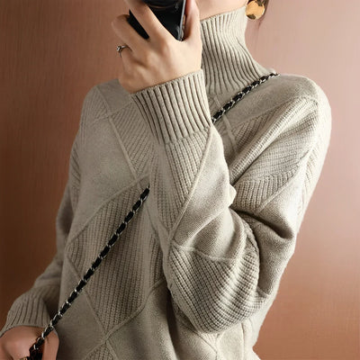 Sophie | Pullover mit Stehkragen